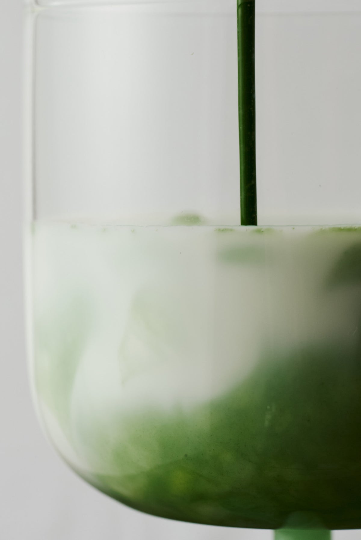 NAKAI 111 百十一 (HYAKU-JU-ICHI) CEREMONIAL RESERVE ORGNIC MATCHA - matcha powder close-up